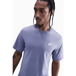 T-shirt Nike Club image-3