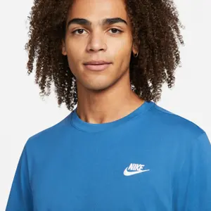 T-shirt Nike Sportswear Club image-4