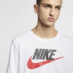 Camiseta Nike Sportswear image-5