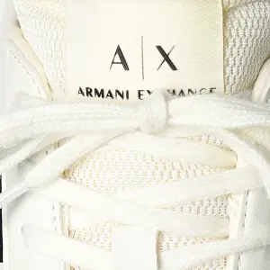 Sneakersy Armani Exchange XUX173 image-3