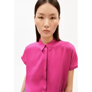 Blusa de mujer Armedangels Larisaana image-3