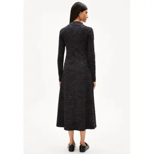 Women's long sleeve dress Armedangels Dailimaa Zebraraa image-4