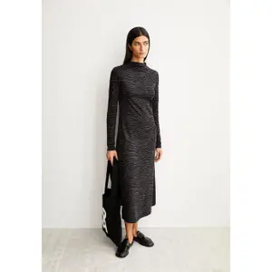 Women's long sleeve dress Armedangels Dailimaa Zebraraa image-6