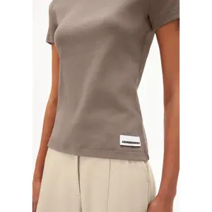 T-shirt femme ARMEDANGELS Kardaa image-4