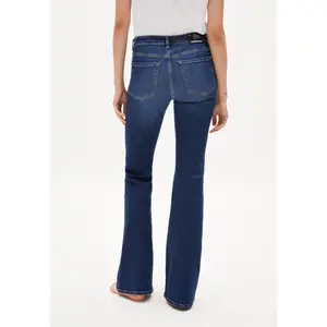 Jeans femme ARMEDANGELS Anamaa X Stretch image-3