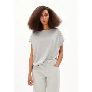 Camiseta de mujer ARMEDANGELS Inaara image-1