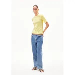 T-shirt da donna ARMEDANGELS Donaaji Feaather Light image-1