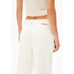 Jeans femme ARMEDANGELS Haayi Detail image-4