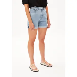 Damesshort ARMEDANGELS Sheaari image-2