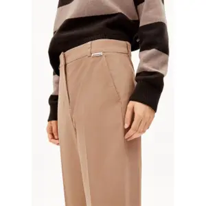 Pantalón ARMEDANGELS Kaadwi image-5