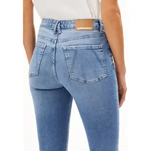 Dżinsy damskie ARMEDANGELS Anamaa X Stretch image-5