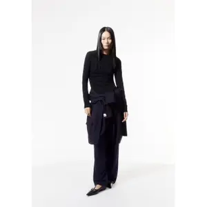 T-shirt manche longues femme ARMEDANGELS Adaaja Lora image-2