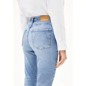 Röhrenjeans Damen ARMEDANGELS Lejaani image-2