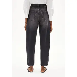 Jeans ajustados mulher Armedangels Baarell image-4