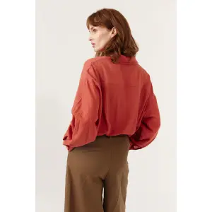 Women's long sleeve shirt Artlove Yerina image-2