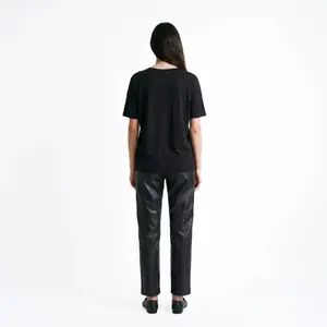 Women's T-shirt Artlove Maraura image-2