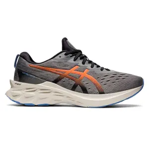 Schoenen Asics Novablast 2 image-0
