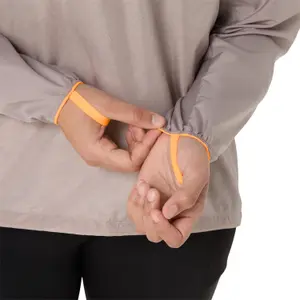 Women's packable waterproof jacket Asics Fujitrail Packable image-5