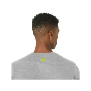 Camiseta Asics GRAPHIC TEE TRABUCO 1 image-4