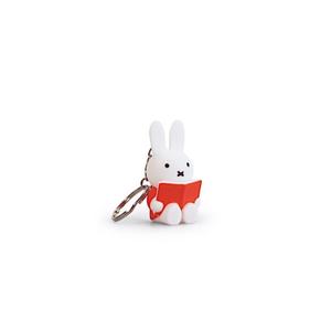 apmnr007-miffy-bok-nyckelring-atelier-pierre-junior-apelsin-tu