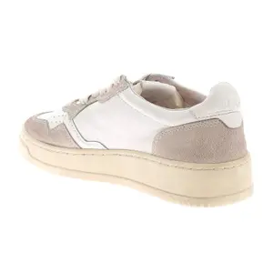 Sneakers für Frauen Autry 01 write crack low mom WC06 image-1