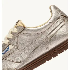 Damestrainers Autry Windspin image-3