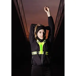 Gilet de running avec led rechargeable Avento image-3