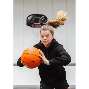 Basketball Avento Old Faithful image-1