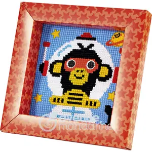 Sewing kit pix gallery Avenue Mandarine Cosmonaute image-1