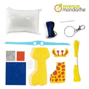 Keychain Avenue Mandarine Mini Couz'IN Pedro la girafe image-3