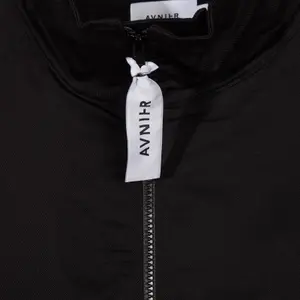 Jacket Avnier Live image-2