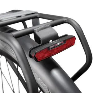Éclairage arrière led fixation porte bagage 50mm Axa E-Bike Juno Brake Lihgh image-1
