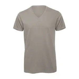 Camiseta con cuello de pico B&C Bio image-0