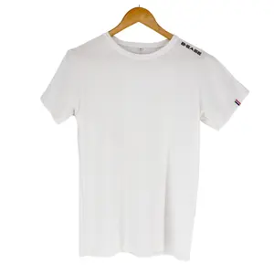 bbst21-t-shirt-b-ease-here-weiss-schwarz