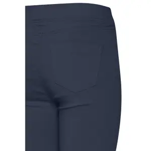 Pantalón b.young Keira Dixi Capri image-6