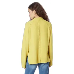 Saltador feminino b.young Otrine image-3