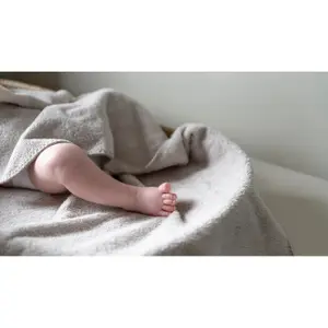 Baby bath cape Baby's Only Sky image-3