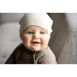 Baby bonnet Baby's Only Miracle image-1