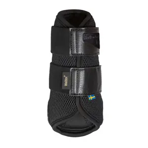 Closed horse gaiters Back on Track Airflow image-0