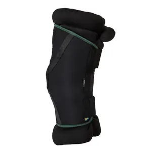 Closed horse boots Back on Track Royal Padded image-2