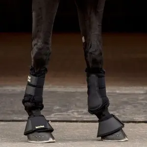 3D Fur Lined Horse Gaiters Back on Track mesh image-1