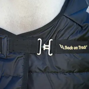 Matta för häststall Back on Track Rime Mia 160g image-2