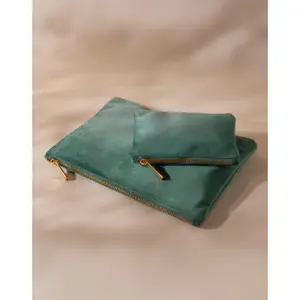 Velvet Accessories Pouch for Women Bag Base image-1