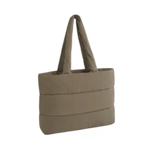 Tote bag matelassé Bag Base image-0
