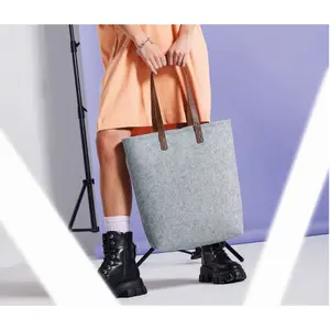 Shopping Bag Bag Base Premium image-1