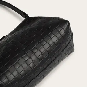 Women's Handbag Balagan Hug image-4