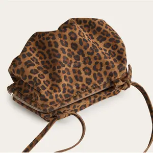 Women's Handbag Balagan Plis M image-5