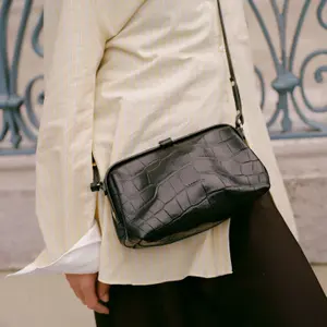 Women's Crocodile Effect Handbag Balagan Rofe M image-6