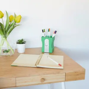 Plastic pencil holder Balvi Sharpener image-2