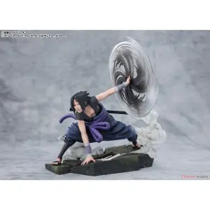 Estátua Banpresto Naruto Shippuden Sasuke Uchiha the Light & Dark of the Mangekyo Sharingan Figuarts Zero image-0